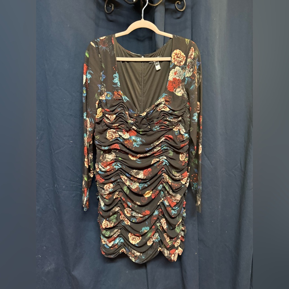 Slate & Willow Multicolor Floral Ruched Long Sleeve Dress